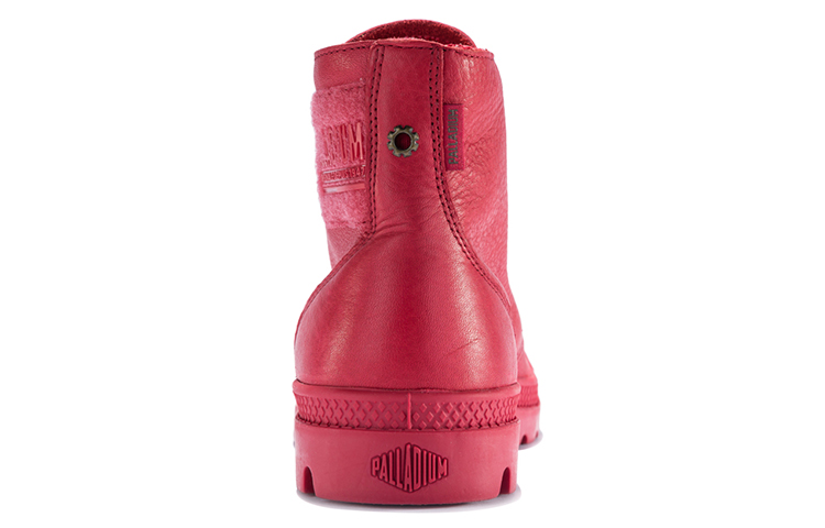 Lookbook (W) Palladium Pampa 'Clásico Versátil Rojo' 96365-604-M