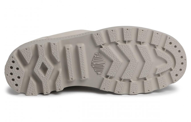 Shop (W) Palladium Pampa Hi Zip 'Putih Kasual Seni Berbulu Lembut' 95982-176-M