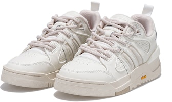 (W) Palladium Skate Low 'Putih' 98771-113-M Lookbook (W) Palladium Skate Low 'Putih' 98771-113-M