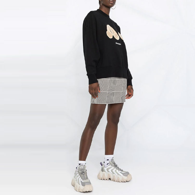 Purchase (Women) Palm Angels Black Crewneck Sweatshirt with Bear Graphic Design PWBA017F20FLE0011060