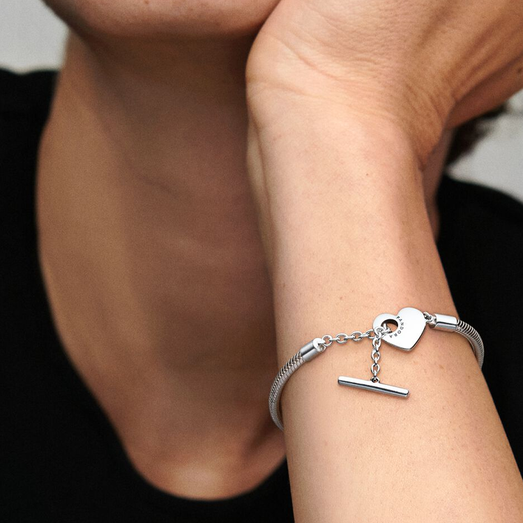 Purchase (W) Gelang Perak Pandora Moments Rantai Ular Loket Hati 925 untuk Wanita - Perak. 599285C00