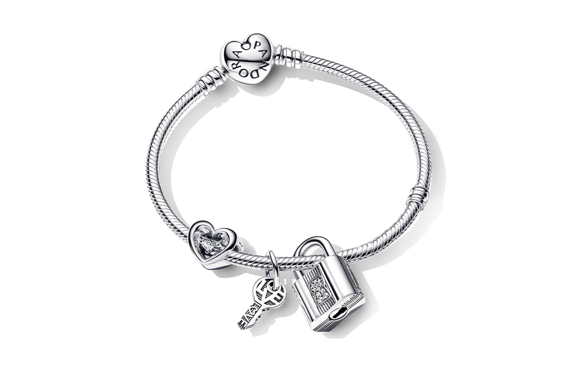 Order (W) Set Gelang Pandora Moments Perak dengan Pesona Kunci Hati untuk Wanita. ZT2614
