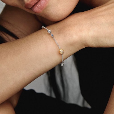 (W) Gelang Perak Pandora Solar System Bintang Charm Perhiasan. 562838C01 Lookbook (W) Gelang Perak Pandora Solar System Bintang Charm Perhiasan. 562838C01