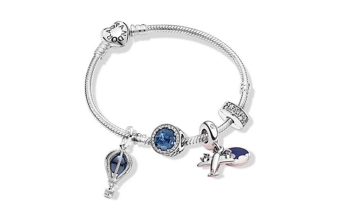 (Women) Pandora Walking on Clouds Bracelet Set for Women. B801367
