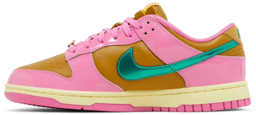 (W) Parris Goebel x Nike Dunk Low 'Playful Pink' - Merah Jambu Ceria FN2721-600 Lookbook (W) Parris Goebel x Nike Dunk Low 'Playful Pink' - Merah Jambu Ceria FN2721-600