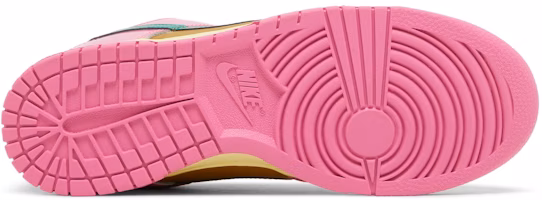 (W) 파리스 고블 x 나이키 덩크 로우 '플레이풀 핑크' FN2721-600 Shop (W) 파리스 고블 x 나이키 덩크 로우 '플레이풀 핑크' FN2721-600