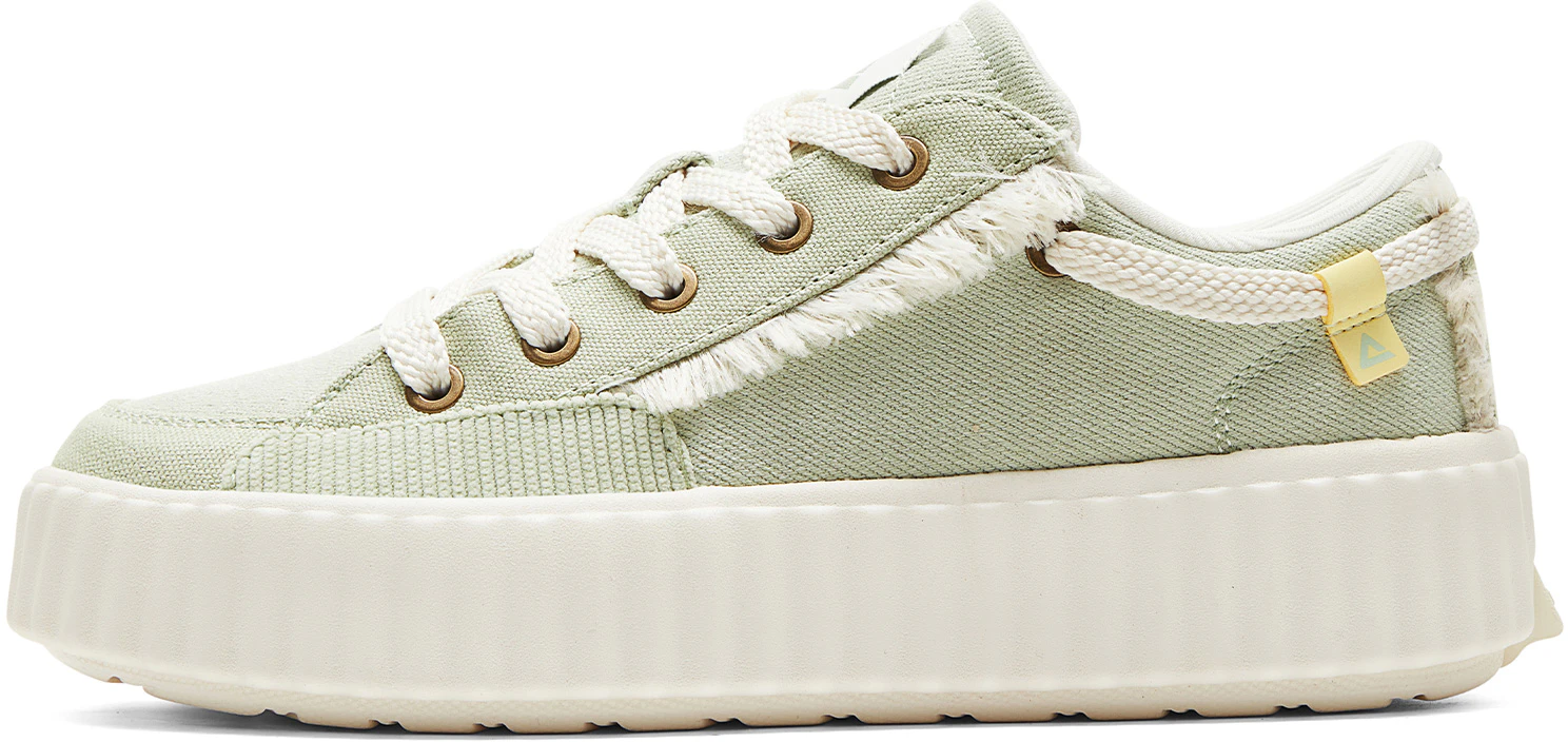 women-peak-canvas-retro-low-top-sneakers-green-lightweight-and-comfortable-db-420012-spider-silk-green