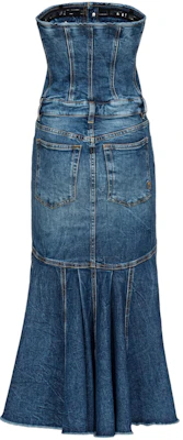 (W) PINKO Maxi Dress Tanpa Lengan Denim Washed - Biru. 103178A1LQ-PJZ Lookbook (W) PINKO Maxi Dress Tanpa Lengan Denim Washed - Biru. 103178A1LQ-PJZ