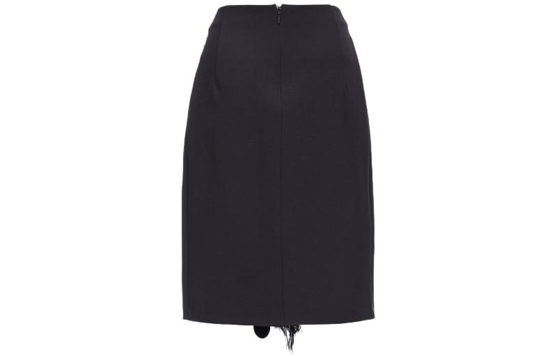 Lookbook (W) PINKO FW23 Skirt Pendek Hitam Berbulu & Labuci - Gaya Mini Moden. 102941A1JX-Z99