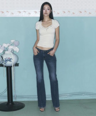 (W) Sila Jangan Ikut 25 Vintage Washed Boot-Cut Jeans Denim (Biru) PNBEPT004BL Order (W) Sila Jangan Ikut 25 Vintage Washed Boot-Cut Jeans Denim (Biru) PNBEPT004BL