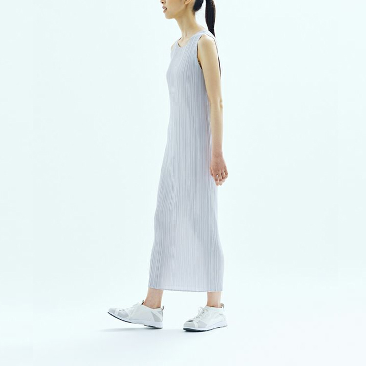 Shop (W) PLEATS PLEASE ISSEY MIYAKE Dress Tanpa Lengan Pleated Kelabu Cerah PP55JH114-10