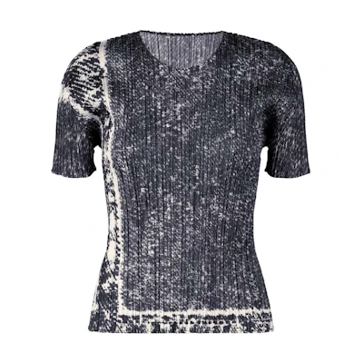 (Women) PLEATS PLEASE ISSEY MIYAKE Color Gradient Crew Neck T-Shirt SS23 Indigo. PP36JK421-79