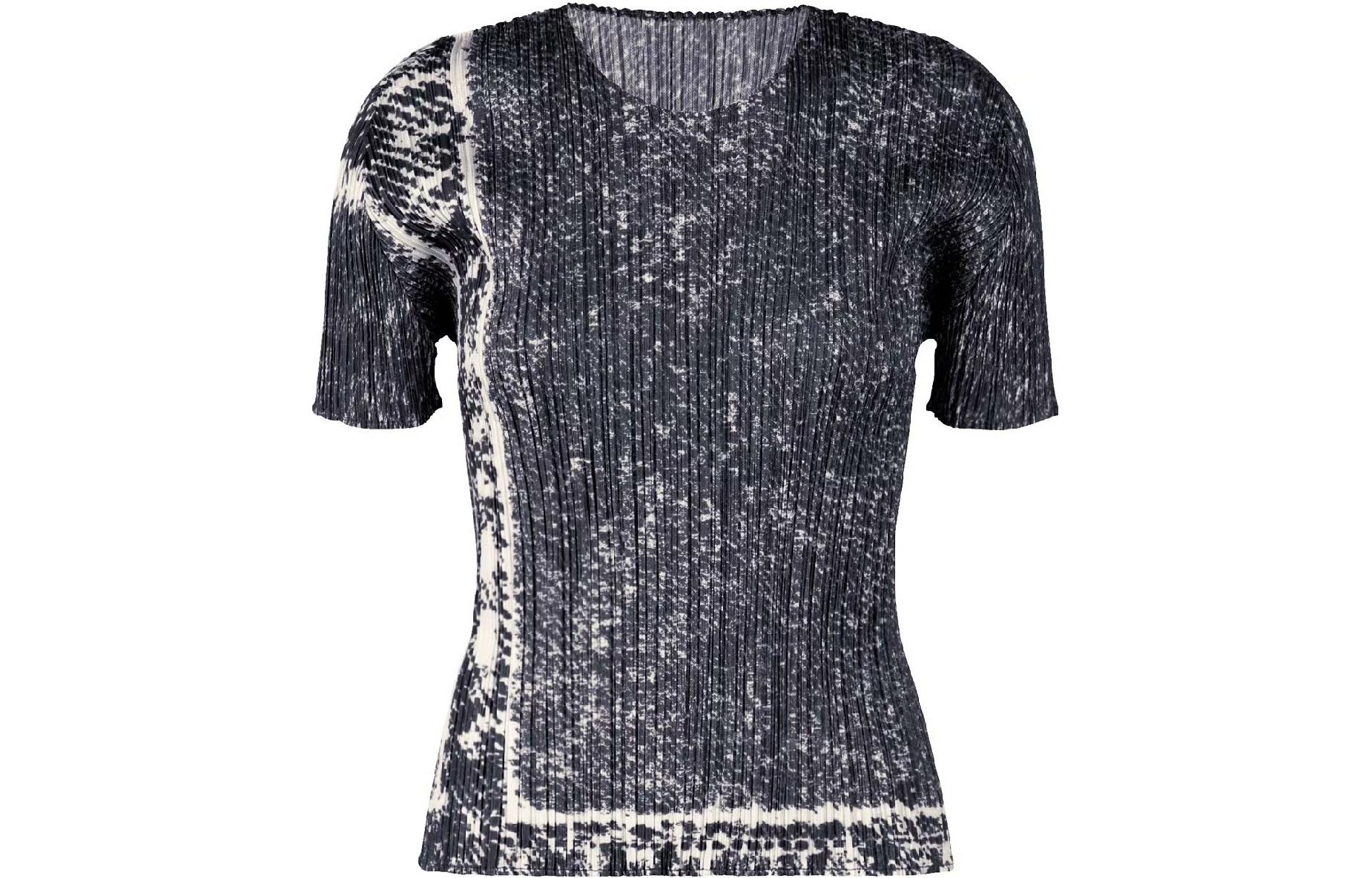 Order (W) PLEATS PLEASE ISSEY MIYAKE 漸變色圓領短袖T恤 SS23 靛藍色。 PP36JK421-79