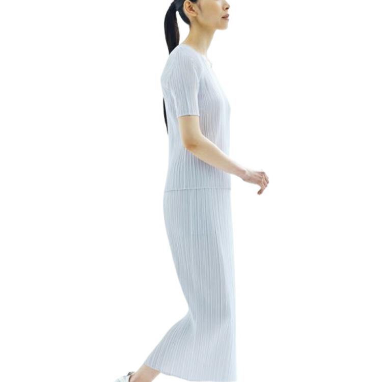 Shop (W) PLEATS PLEASE ISSEY MIYAKE 純白短袖壓褶圓領上衣 女款 SS22 PP55JK103-10