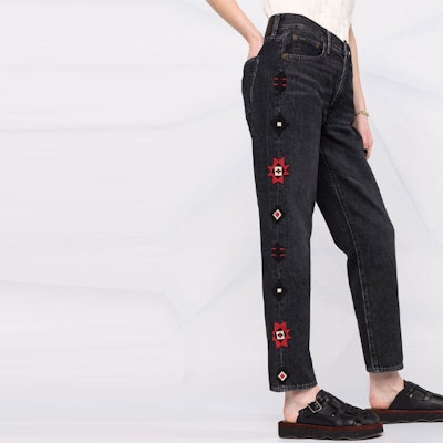 (W) Polo Ralph Lauren Jeans Denim Hitam dengan Detail Manik-Manik. 211846301-001 Details for (W) Polo Ralph Lauren Jeans Denim Hitam dengan Detail Manik-Manik. 211846301-001