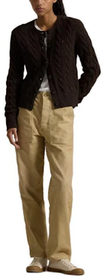 (W) Polo Ralph Lauren Cardigan Rajut Slim Fit Coklat dengan Bordir Logo. 211910443-019 Lookbook (W) Polo Ralph Lauren Cardigan Rajut Slim Fit Coklat dengan Bordir Logo. 211910443-019
