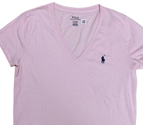 (W) Polo Ralph Lauren 粉色V領休閒T恤,刺繡標誌設計。 211682523-032 Shop (W) Polo Ralph Lauren 粉色V領休閒T恤,刺繡標誌設計。 211682523-032