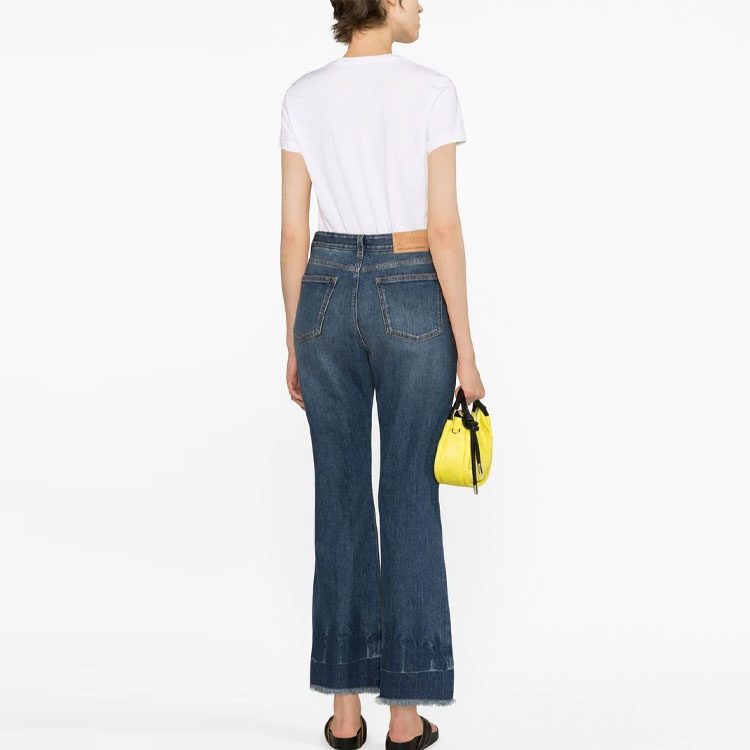 Shop (W) ポロ ラルフ ローレン SS23 ホワイト ロゴ刺繍 半袖 Tシャツ. 211902403-001