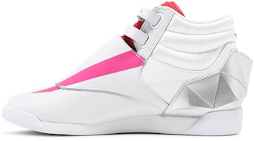 (W) Power Rangers x Reebok Freestyle High 'Zord Pterodáctilo' GW2425 Lookbook (W) Power Rangers x Reebok Freestyle High 'Zord Pterodáctilo' GW2425