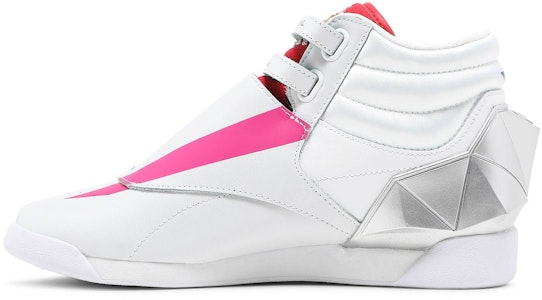 (W) パワーレンジャー×リーボック フリースタイル ハイ「プテロダクティルゾード」 GW2425 Lookbook (W) パワーレンジャー×リーボック フリースタイル ハイ「プテロダクティルゾード」 GW2425