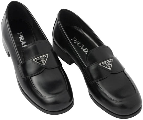 (W) 프라다 25mm 페니 로퍼 블랙 브러시 가죽 (Prada 25mm Penny Loafer Black Brushed Leather) 1D902M_055_F0002_F_025 Shop (W) 프라다 25mm 페니 로퍼 블랙 브러시 가죽 (Prada 25mm Penny Loafer Black Brushed Leather) 1D902M_055_F0002_F_025