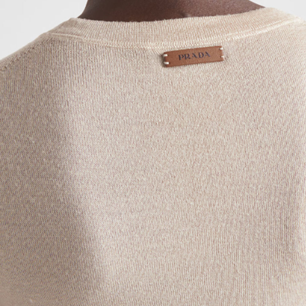 Sizing (W) PRADA 米色圓領短袖針織毛衣上衣. P24D2-FCI8-F0F24-S-OOO