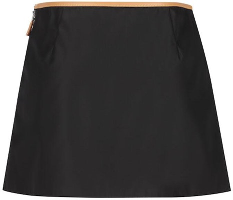 (W) PRADA 黑色拼色修身侧拉链休闲短裙 21H969-1WQ8-F0002 Lookbook (W) PRADA 黑色拼色修身侧拉链休闲短裙 21H969-1WQ8-F0002