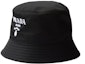 Order (W) PRADA Sombrero Bucket de Algodón Re-Nylon Negro con Logo Bordado 1HC137_2CZQ_F0967