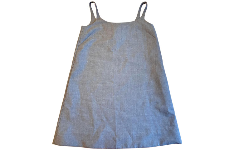 Lookbook (W) PRADA Vestido Negro Midi Ajustado de Punto con Diseño Simple. DNA942-5C0-F0308-S-221