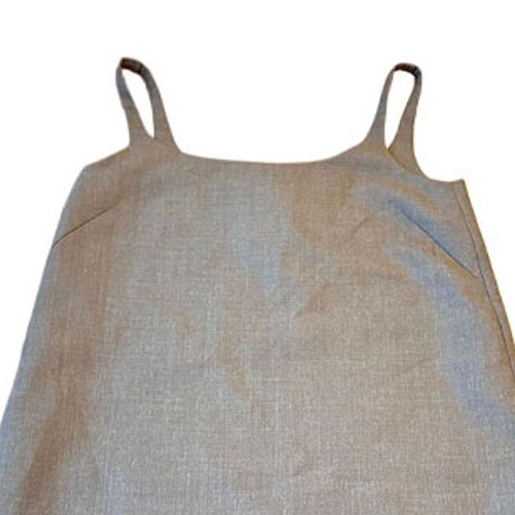 Shop (W) PRADA Vestido Negro Midi Ajustado de Punto con Diseño Simple. DNA942-5C0-F0308-S-221