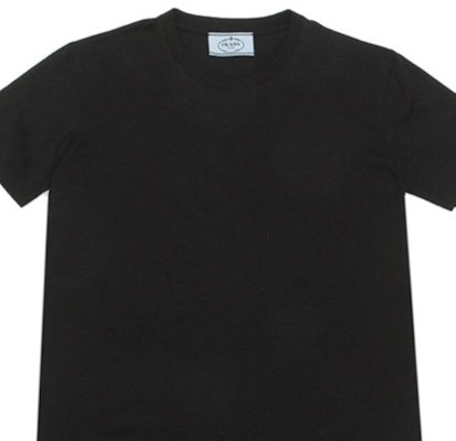 (W) 프라다 블랙 솔리드 컬러 크루넥 반팔 티셔츠 DNA976-11G0-F0002 Shop (W) 프라다 블랙 솔리드 컬러 크루넥 반팔 티셔츠 DNA976-11G0-F0002