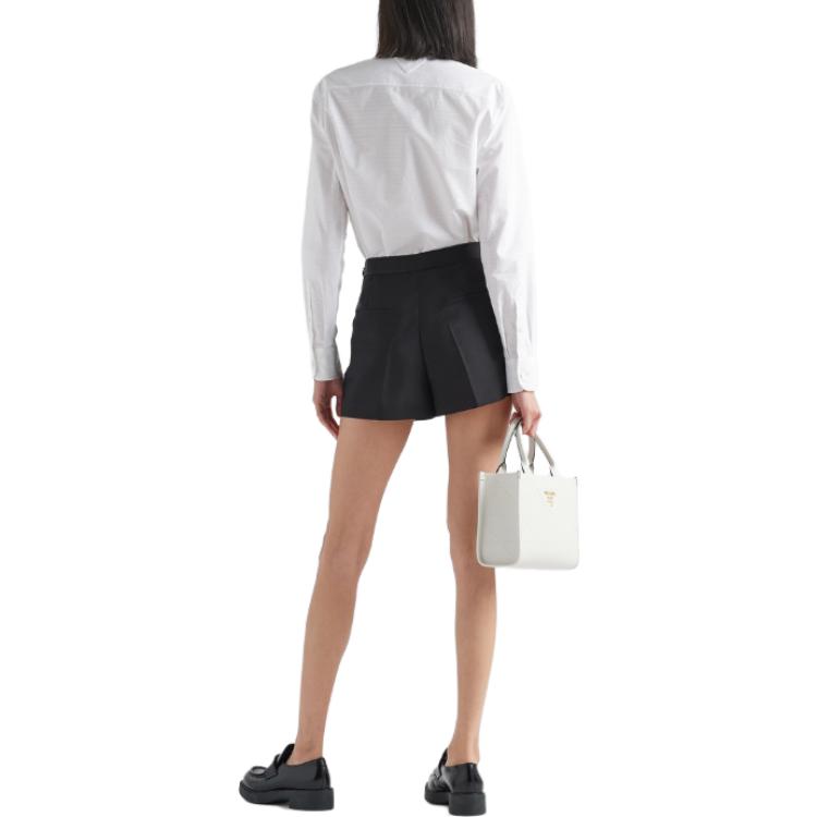(Women) PRADA  Black Solid Logo Straight-Cut Casual Shorts. P231H-12I1-F0002-S-232 圖 4