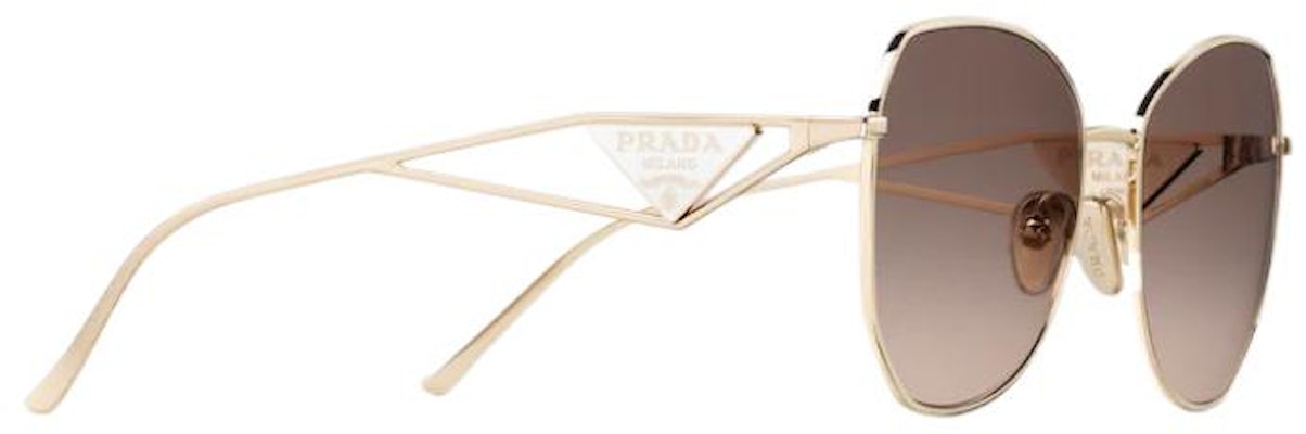 (W) PRADA 金色不规则造型太阳镜,饰三角形金属标志。 SPR57Y-EZVN-F03D0-C-057 Lookbook (W) PRADA 金色不规则造型太阳镜,饰三角形金属标志。 SPR57Y-EZVN-F03D0-C-057