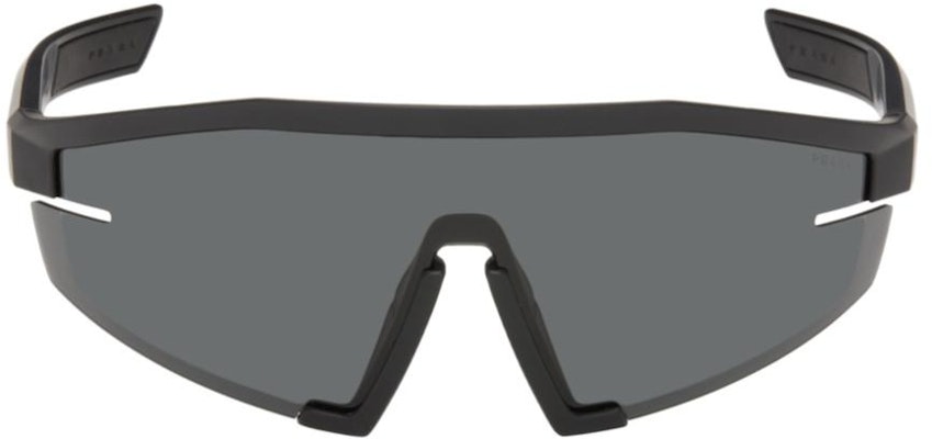 (W) 프라다 비정형 로고 디테일 블랙 나일론 선글라스. 0PS03ZS Order (W) 프라다 비정형 로고 디테일 블랙 나일론 선글라스. 0PS03ZS