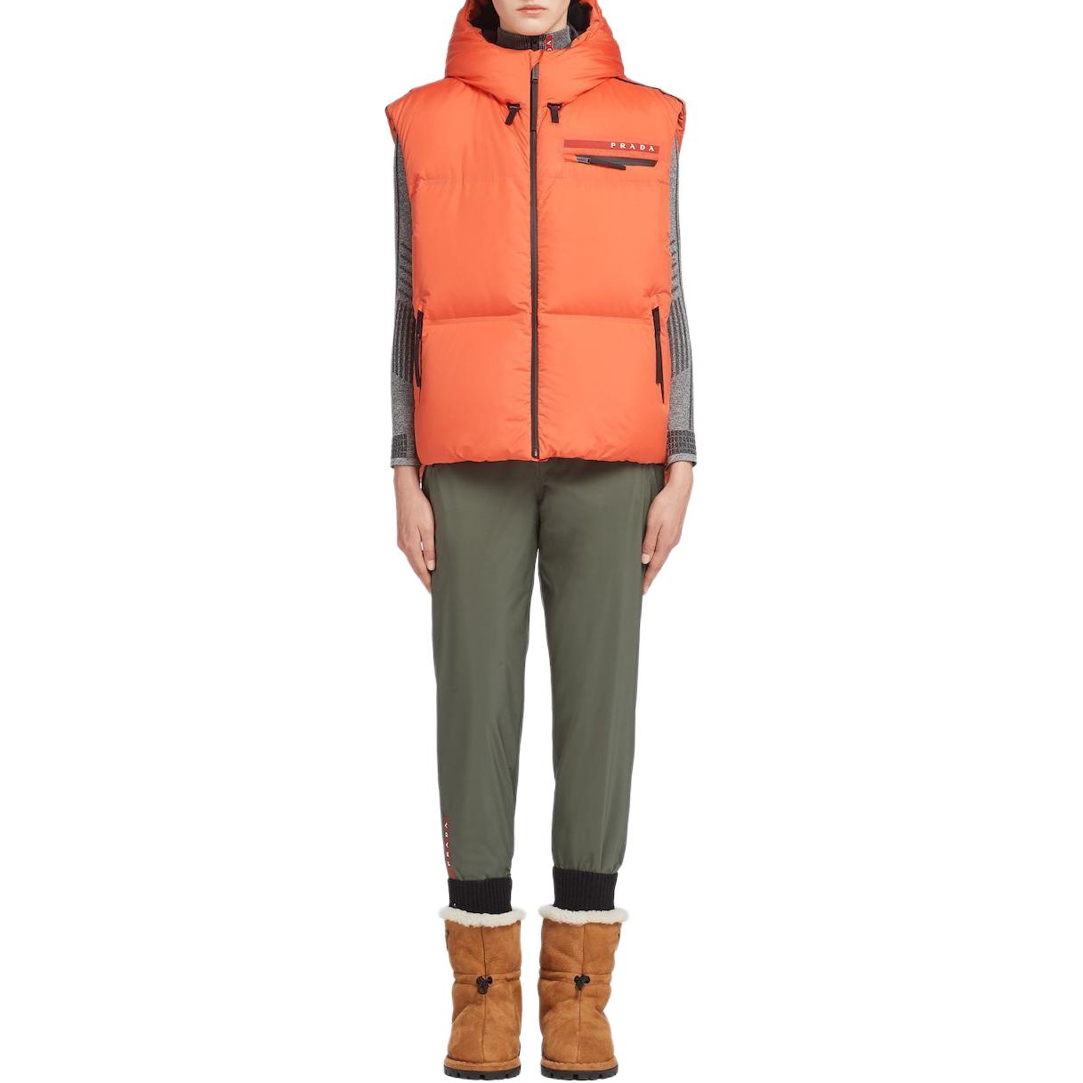 Lookbook (W) 普拉达橙色连帽多袋拉链羽绒马甲 29L985-1ZT6-F0049-S212