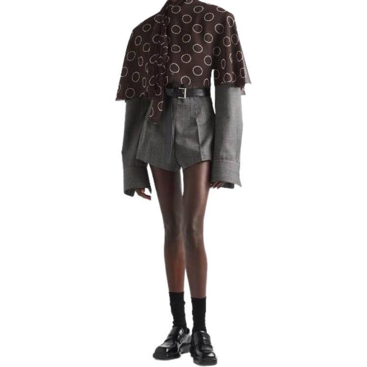 Lookbook (W) プラダ ピンストライプ ハイウエスト カジュアル ショーツ グレー. P205IH_14XI_F0170_S_OOO