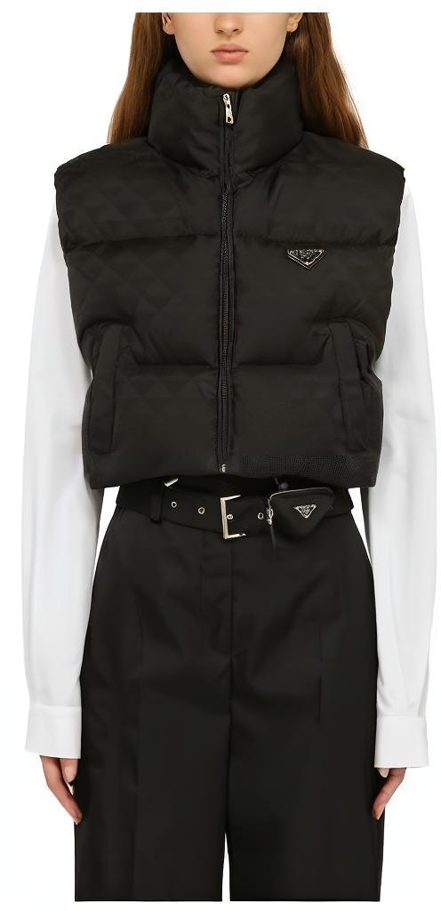 women-prada-quilted-zip-up-vest-in-solid-black-29-x056-1-x6-o-f0002-s-222