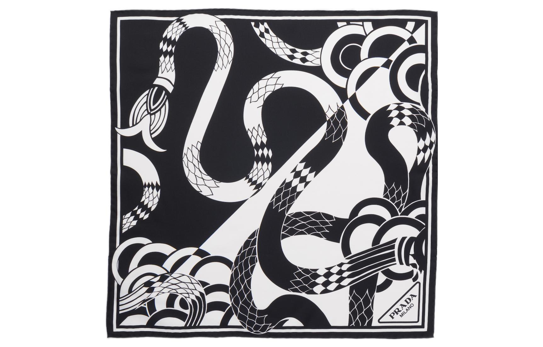 Lookbook (W) 프라다 레트로 프린트 트윌 패브릭 스카프. 1FF004_2CLH_F0009