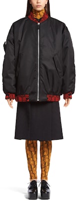 (W) PRADA 黑色標誌貼布飛行員夾克 29Y989-1WQ8-F0N98-S-212 Lookbook (W) PRADA 黑色標誌貼布飛行員夾克 29Y989-1WQ8-F0N98-S-212