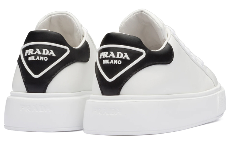 (W) Prada Calfskin Sneakers 'Black White' 圖 4