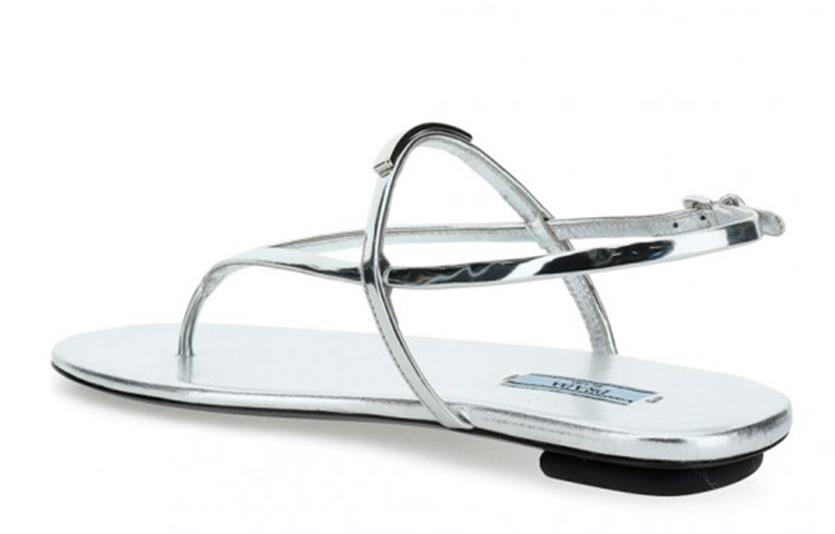 Shop PRADA 普拉達 小牛皮 時尚休閒涼鞋 女款 銀色