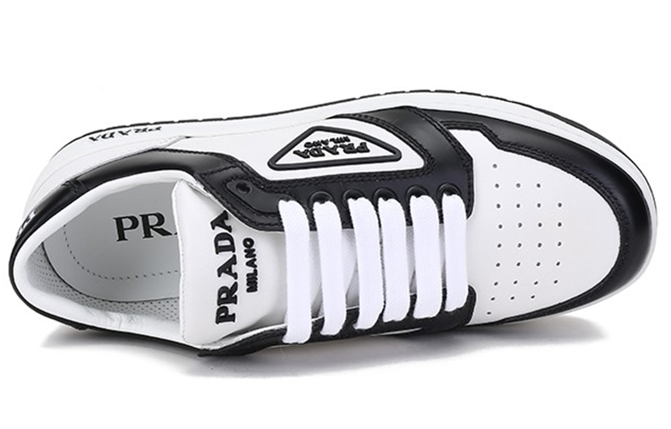 (W) Prada District Leather Sneakers 'White Black' 圖 3