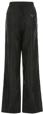 (Women) PRADA FW22 Black Elastic Waist Straight-Leg Casual Pants. 22H887-S222-11FCF-0-002 Lookbook (Women) PRADA FW22 Black Elastic Waist Straight-Leg Casual Pants. 22H887-S222-11FCF-0-002