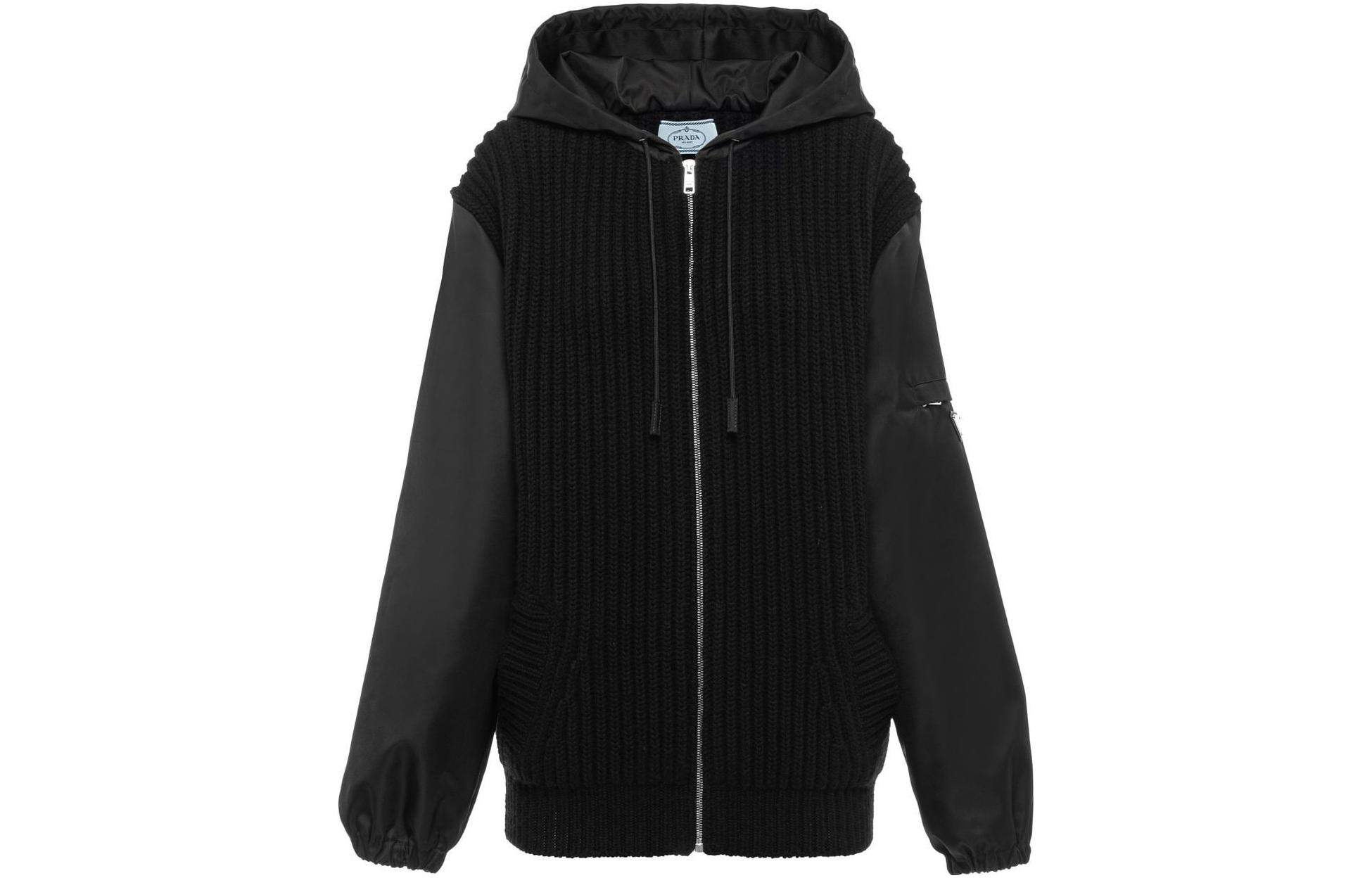 (Women) PRADA FW22  Black Knit Hoodie with Patch and Zipper Detail. P25L34-109R-F0002-S-222