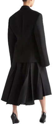 (W) PRADA FW22 黑色純色長袖西裝外套. P504N-180-F0002-S-222 Shop (W) PRADA FW22 黑色純色長袖西裝外套. P504N-180-F0002-S-222