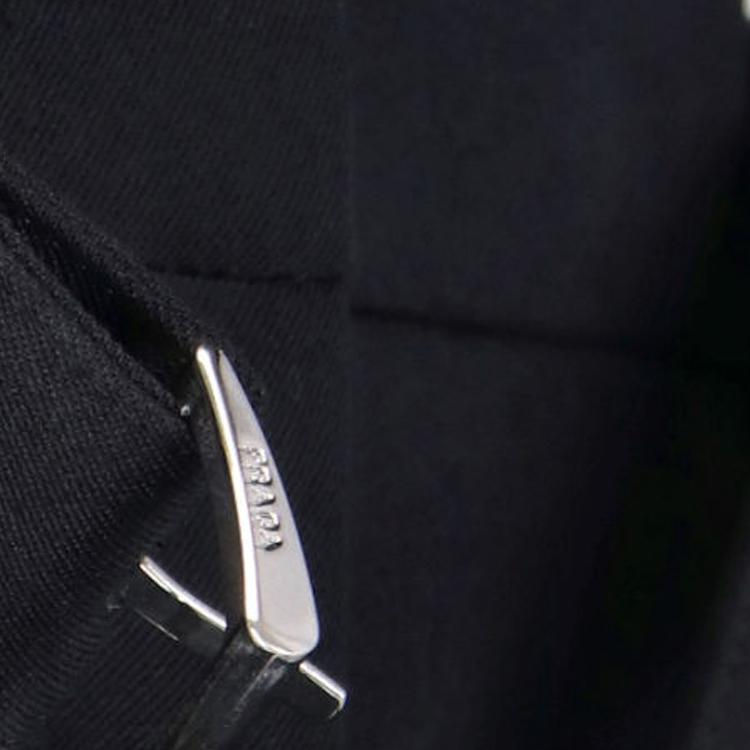 Purchase (W) PRADA FW23 Seluar Kasual Hitam Wool dengan Butiran Tali Pinggang Warna Solid. P274GY-108N-F0002