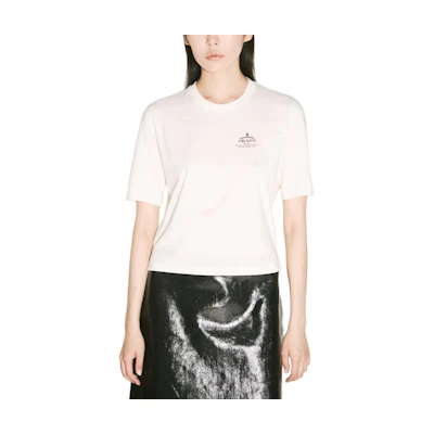 (Women) PRADA FW24 White Crewneck T-Shirt with Letter Logo. 3549B-15S8-F0XPE-S-OOO