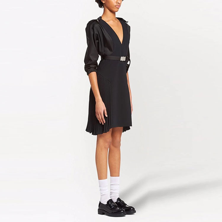 Purchase (W) PRADA FW2 黑色长袖V领连帽连衣裙 女款 P3E75H-S212-1Y2I-F0806