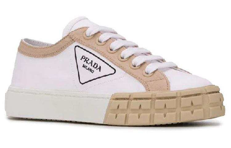 Lookbook (W) 프라다 개버딘 휠 로우 '화이트 카키' 1E939L-89C-F074A