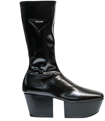(W) Prada But Tinggi Platform 'Logo Segitiga Hitam' 1WP148_3LGW_F_0002 Order (W) Prada But Tinggi Platform 'Logo Segitiga Hitam' 1WP148_3LGW_F_0002